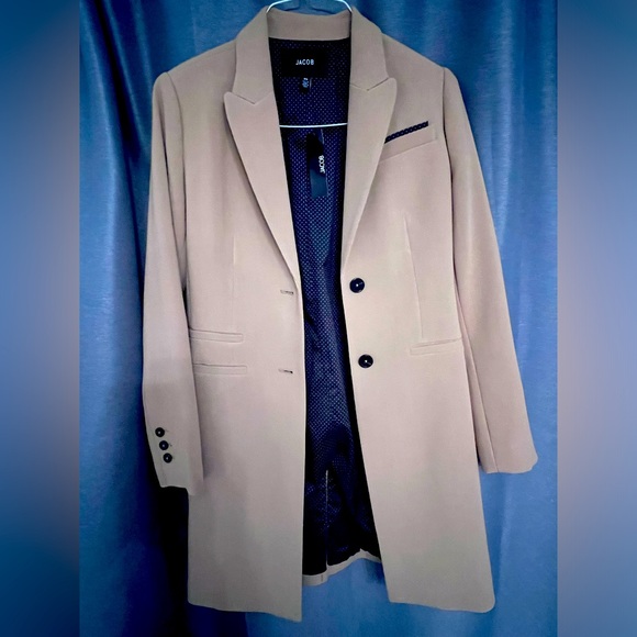 Size small tan colored long jacket - Picture 1 of 6